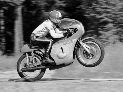 agostini-mv-agusta-racing.jpg