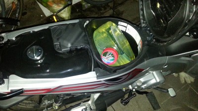 3 Liter Scheibenwasserkanister: passt in die Wave!