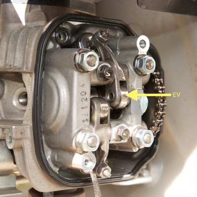 Zylinderkopf-Detail 9.jpg