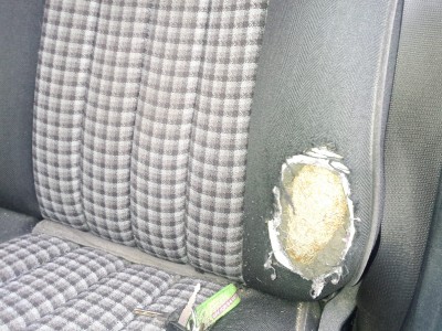 Das Schicksal "aller" Fahrersitze bei den alten Mercedes'.